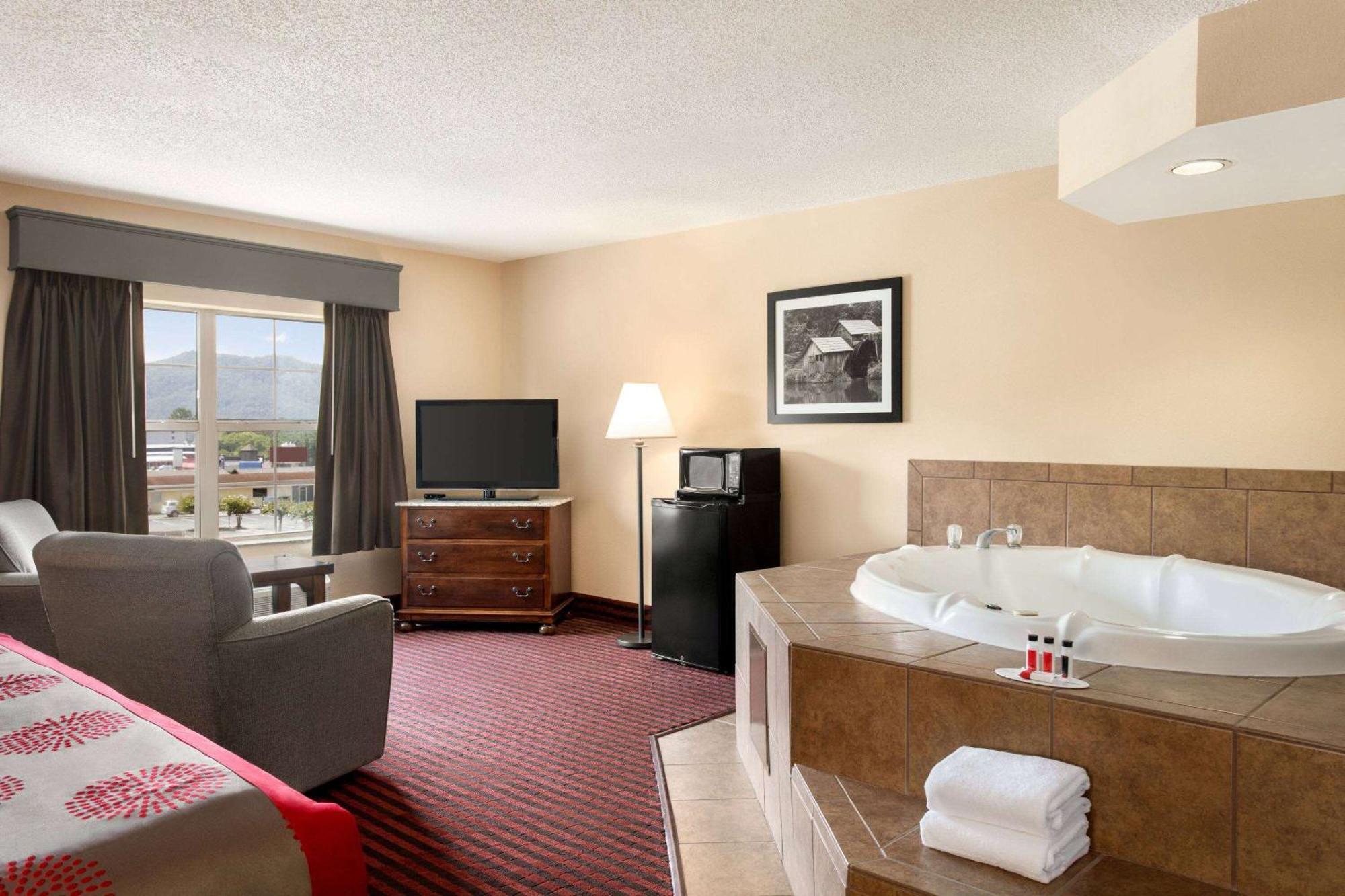 Ramada By Wyndham Pigeon Forge North Ξενοδοχείο Εξωτερικό φωτογραφία